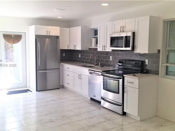 710 52nd St, West Palm Beach FL 33407