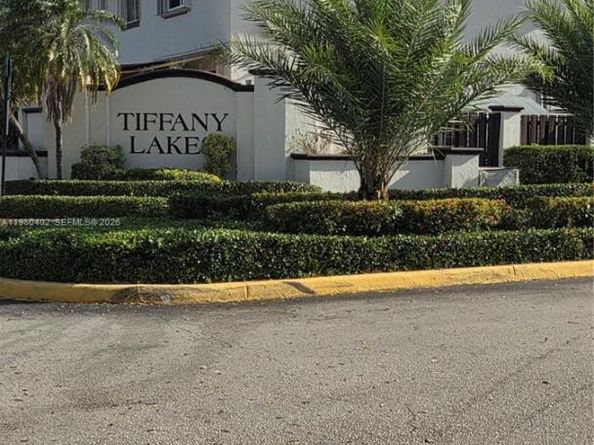 8745 SW 152nd Ave 215, Miami FL 33193