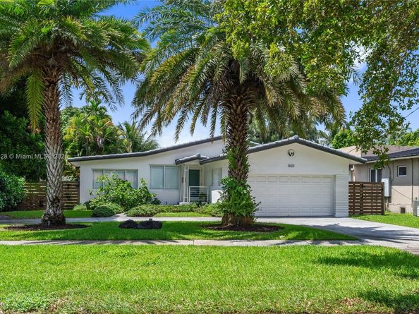 1620 Lenape Dr, Miami Springs FL 33166