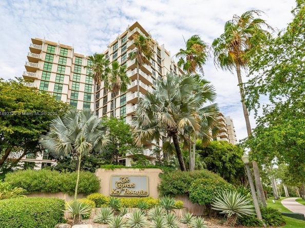 1121 Crandon Blvd F1004, Key Biscayne FL 33149