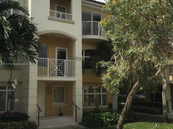 2700 NE 184th Ter 126, Aventura FL 33160