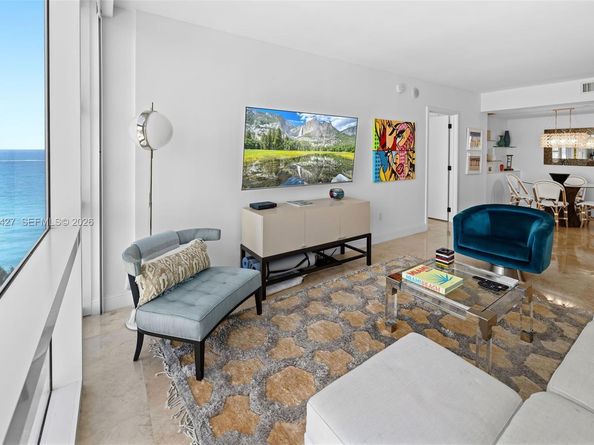 6801 Collins 1215, Miami Beach FL 33141