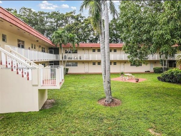 14901 SW 4th St 14A, Pembroke Pines FL 33027