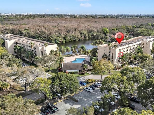 2900 NW 42nd Ave A402, Coconut Creek FL 33066