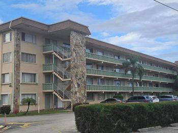 300 Village Green Circle S