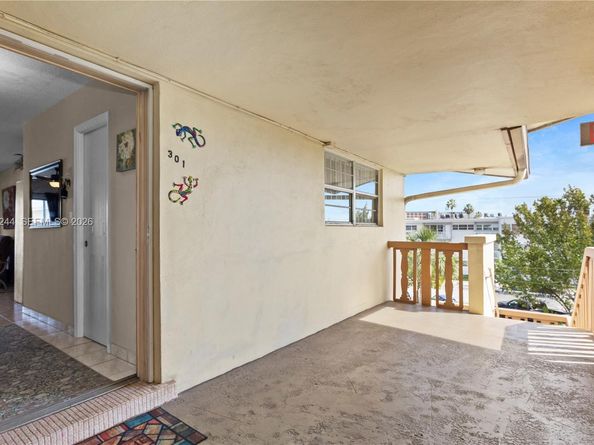 16750 NE 14th Ave 301, Miami FL 33162