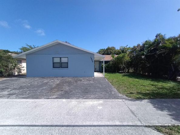 3640 Avenue J, West Palm Beach FL 33404