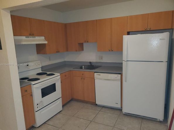 4633 NW 9th Dr 4633, Plantation FL 33317