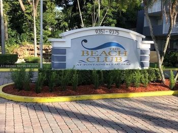 9351 Fontainebleau Blvd