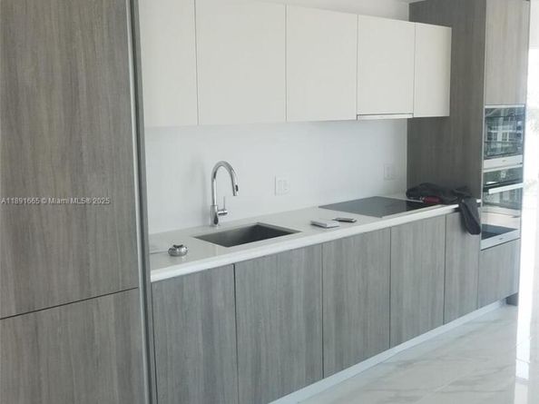 2900 NE 7th Ave 709, Miami FL 33137