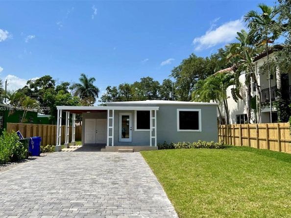 607 SW 10th St, Fort Lauderdale FL 33315