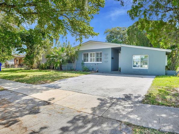 201 N 68th Way, Hollywood FL 33024