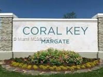 3400 N Pinewalk Dr N