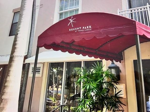 1900 Van Buren St 120B, Hollywood FL 33020