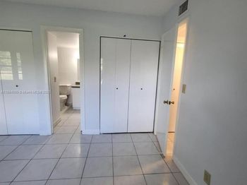 11484 Royal Palm Blvd