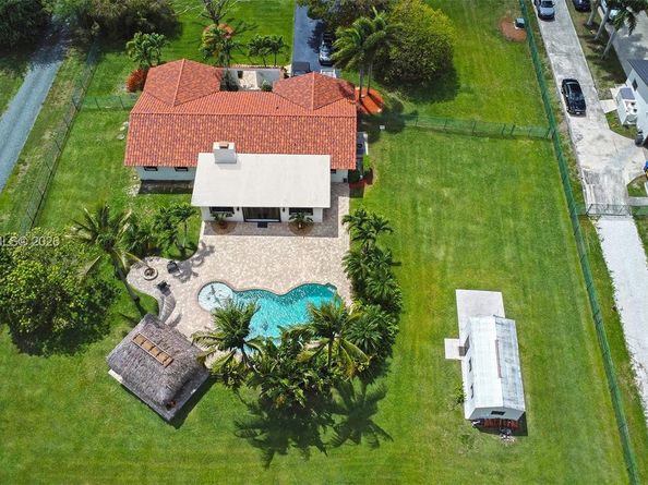 5520 SW 163rd Ave, Southwest Ranches FL 33331
