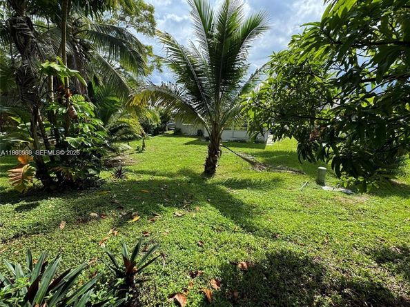 6733 NW 62nd St, Tamarac FL 33321