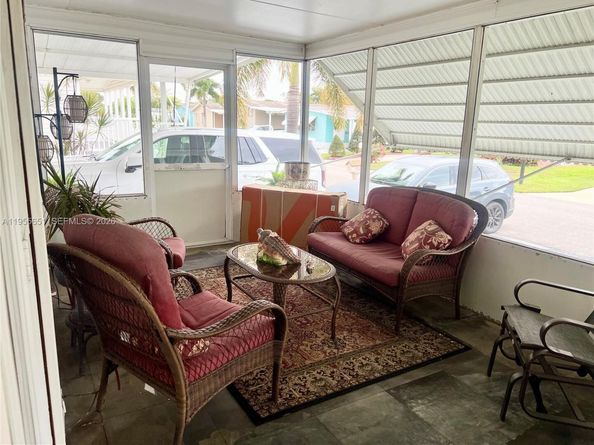 1981 SW 83rd Ave, Davie FL 33324