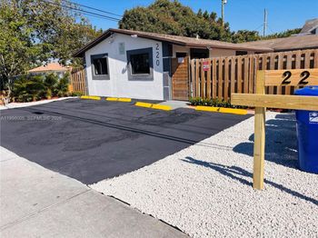 220 NW 27th Ave