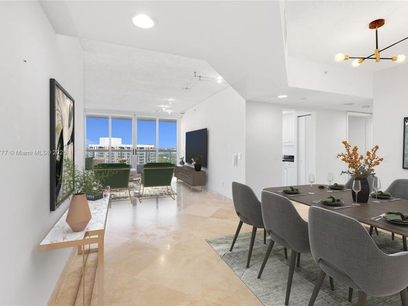 21055 Yacht Club Dr 2104, Aventura FL 33180