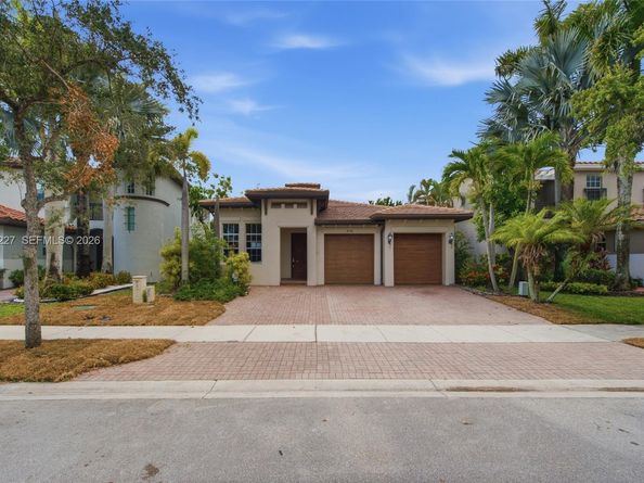 10726 NW 80th Cir, Parkland FL 33076