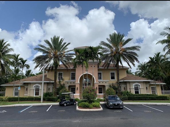 6378 Emerald Dunes Drive 301, West Palm Beach FL 33411
