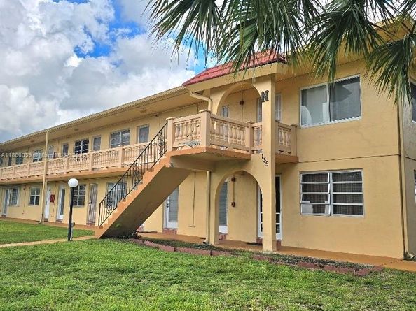 135 NE 202nd Ter N18, Miami Gardens FL 33179