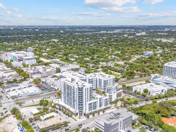 3900 Biscayne Blvd N819, Miami FL 33137