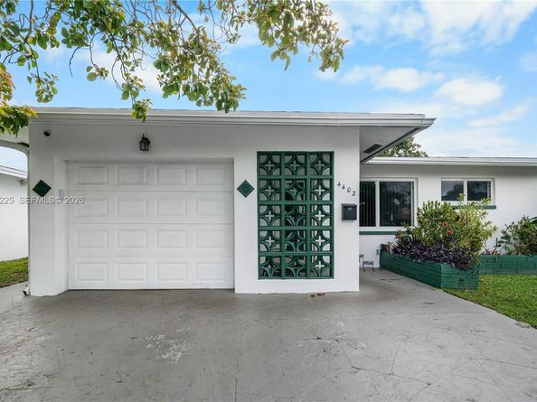 4402 NW 44th Ave, Tamarac FL 33319