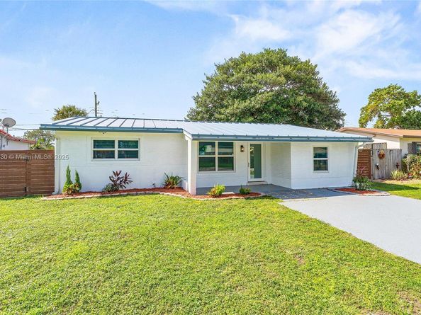 4649 SW 28th Ave, Dania Beach FL 33312