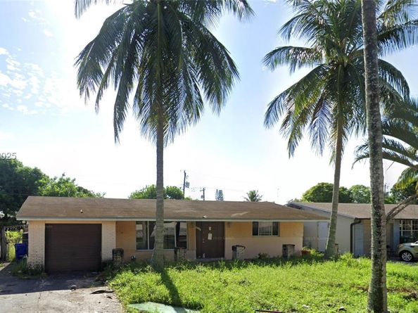 2655 Utopia Dr, Miramar FL 33023