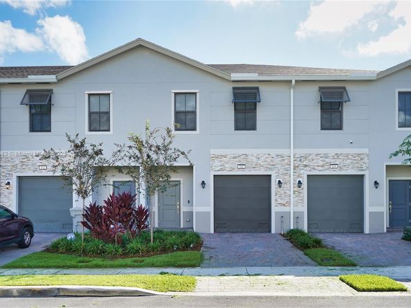 848 NW 3rd Way, Pompano Beach FL 33060