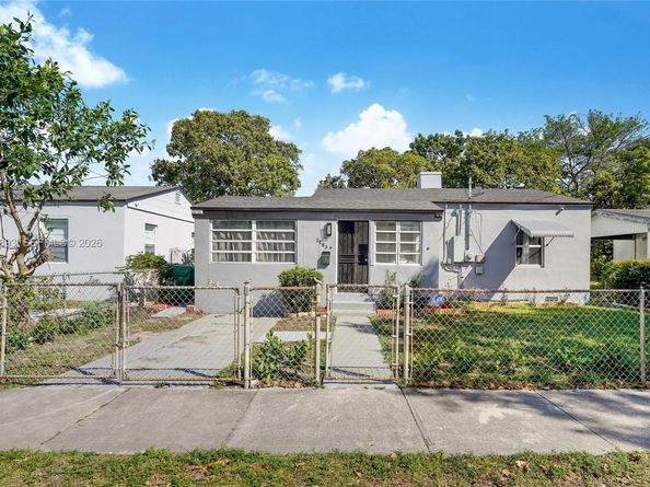 1283 NW 45th St, Miami FL 33142