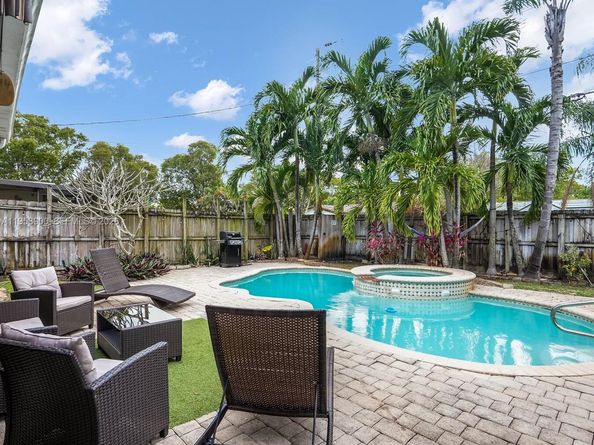 1906 N 31st Ave, Hollywood FL 33021