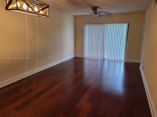 9983 S Nob Hill Ct ., Sunrise FL 33351