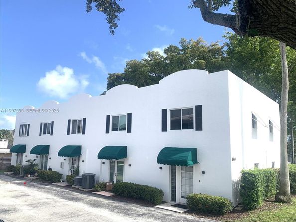 690 SE 23rd Ave 4, Pompano Beach FL 33062
