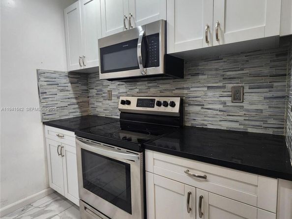 2170 NE 51st Ct B23, Fort Lauderdale FL 33308