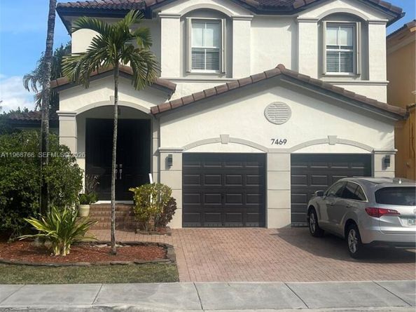7469 NW 112th Pl, Doral FL 33178