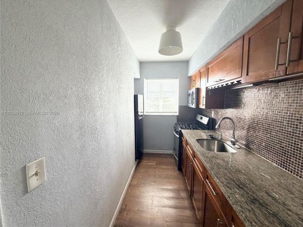 Undisclosed Address #A12058910, Miami Beach FL 33141