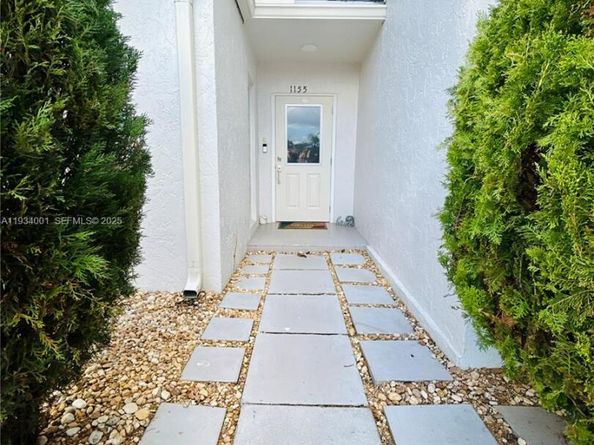 Undisclosed Address #A11934001, Wellington FL 33414