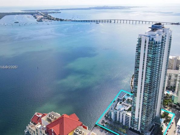 1331 Brickell Bay Dr 903, Miami FL 33131