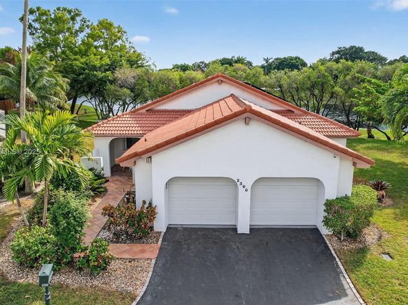 2360 Dover, Weston FL 33326