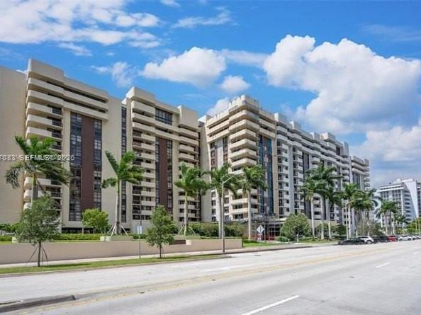 600 Biltmore Way 1217, Coral Gables FL 33134