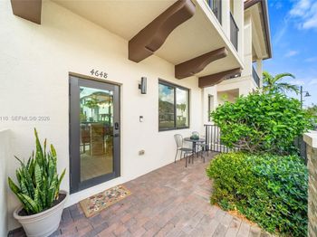 4648 NW 83rd Ave