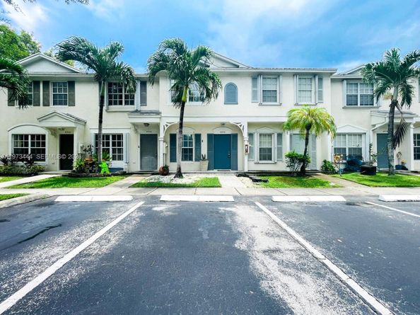 4904 SW 31st Ter, Dania Beach FL 33312