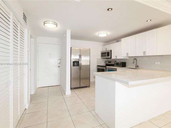 1000 Michigan Ave 501, Miami Beach FL 33139