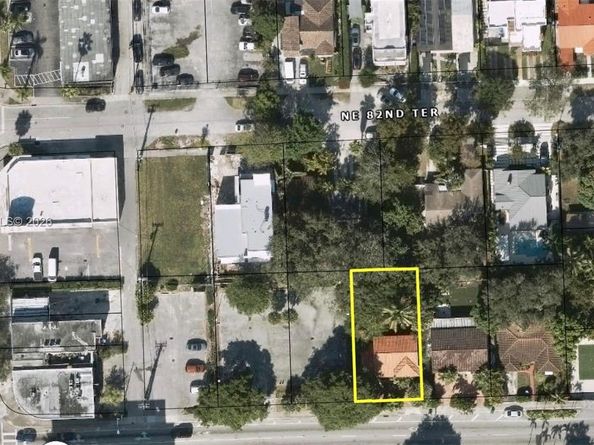 655 NE 82nd St, Miami FL 33138