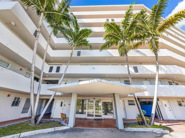 1750 NE 191st St 3264, Miami FL 33179