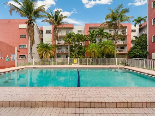 8401 NW 8 St 401, Miami FL 33126