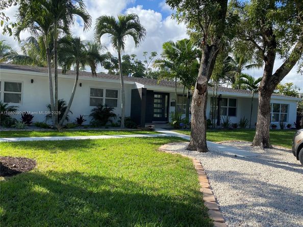 6090 SW 63rd Ave, South Miami FL 33143